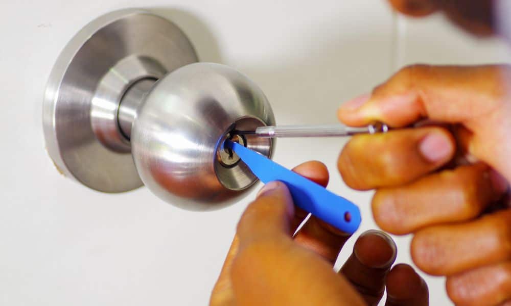 How To Hire a Reliable Locksmith: Key Things You Should Know